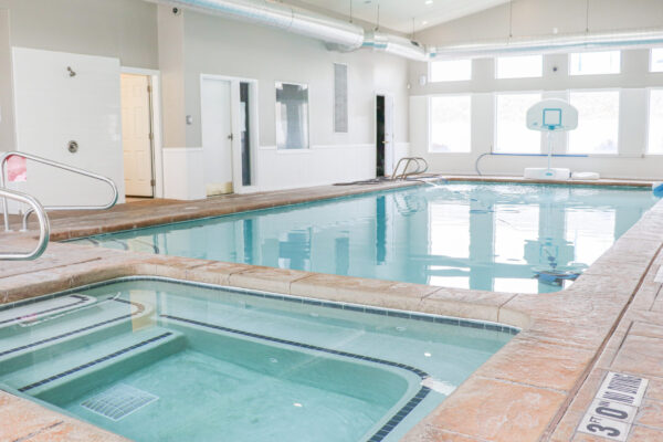 Village on the Parkway amenity pool and hot tub